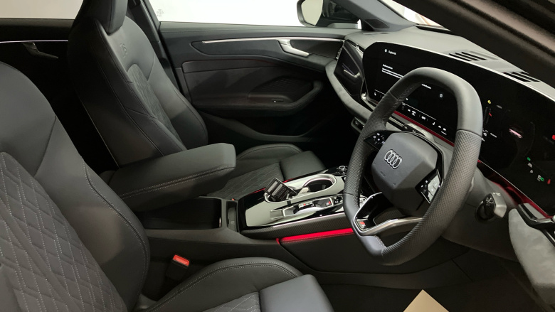 Audi A6 2.0 e-Hybrid Qtro 299 Launch Edition 4dr S Tronic Saloon